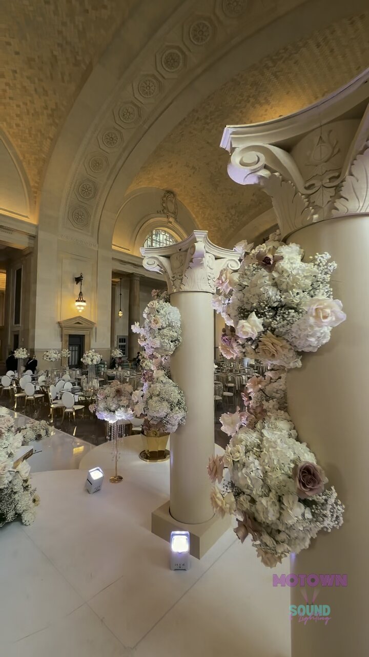 Wedding uplighting